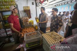 Sidak ketersediaan bahan pokok di Indramayu
