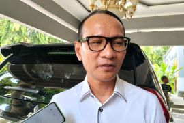 Tak mau kecolongan, Mataram bangun menara pantau peringatan dini bencana di pantai