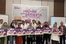 Bank Jateng Blora serahkan hadiah undian Tabungan Bima