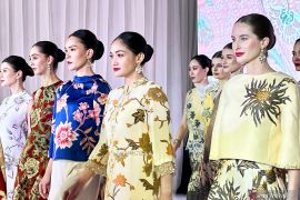 Danar Hadi lestarikan warisan budaya di koleksi terbaru Sekar Setaman