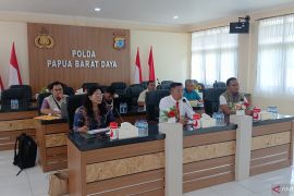Polda Papua Barat Daya bentuk satgas pengawasan harga pangan