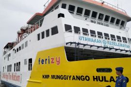 BPTD tunda keberangkatan kapal Situbondo-Madura karena cuaca buruk