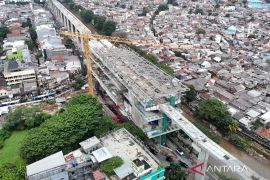 Jakpro dorong LRT Manggarai tekan emisi karbon dan polusi udara