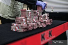 KPK ungkap Waka PN Depok terima Rp2,5 M dari PT DMV