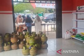 Tiga KDKMP di Babel distribusikan sembako dan LPG