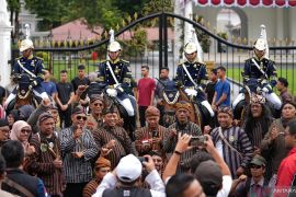 Update Politik: Bandung Spirit dan Serah Terima Kawal Istana Jadi sorotan