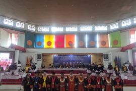 Unja kukuhkan 6 guru besar perkuat langkah menuju Indonesia emas 2045