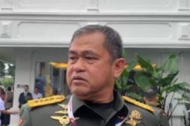 Prabowo Pimpin Rapim TNI-Polri Evaluasi Kinerja di Istana