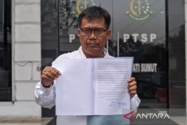 Kejati Sumut diminta tindaklanjuti putusan MA soal dana COVID-19 di Samosir