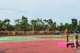 Bupati Bangka Selatan berikan reward kepada ASN berprestasi dan disiplin