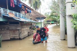 Pemkab Muara Enim siapkan bantuan logistik banjir untuk tujuh desa