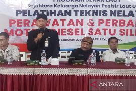 Pemkab Batang - PLTU tingkatkan kemampuan teknis nelayan perbaiki mesin kapal