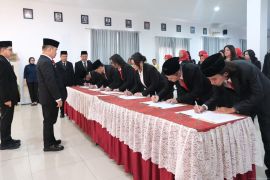 Kemenkum Babel ambil sumpah jabatan 17 notaris