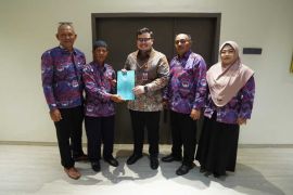 Pemkab Kediri fasilitasi masukan PPDI soal jam kerja perangkat desa