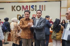 Ketua Forkogakum prediksi Prabowo setuju Polri di bawah kekuasaan presiden