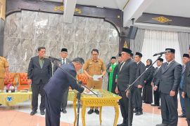 Sekda Batang Hari lantik pejabat pimpinan tinggi