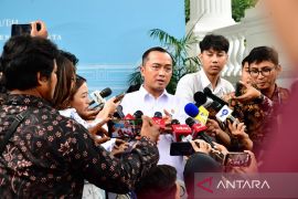 Mensesneg tanggapi survei kinerja Presiden 79,9 persen