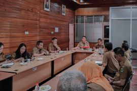 Pemkab Kapuas berencana menata bangunan dan relokasi pedagang di pasar Kuala Kapuas