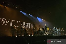 Bernostalgia bersama Westlife di konser "A Gala Evening"