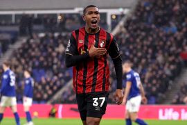 Bournemouth menang skor 2-1 kontra 10 pemain Everton
