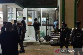 Dua tas mencurigakan ditinggalkan di masjid Pekanbaru, polisi pastikan bukan bom