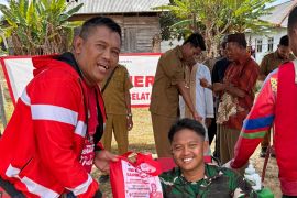 PMI Bangka Selatan kumpulkan 10 kantong darah di TMMD Ke-127 Desa Penutuk