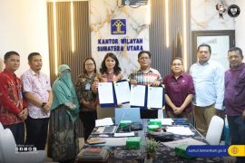 Kanwil Kemenkum Sumut harmonisasi ranperda penyertaan modal di Tapanuli Utara