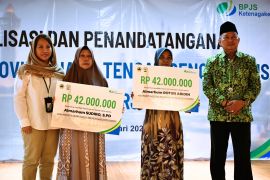 BPJS Ketenagakerjaan serahkan klaim JKM ke ahli waris marbot dan pengurus masjid