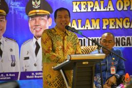 Bupati HSS buka kegiatan peningkatan kapasitas kepala OPD dalam PBJ