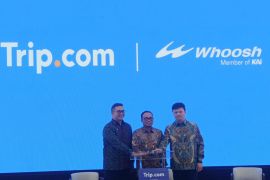 Wisatawan global kini lebih mudah pesan tiket kereta cepat "Whoosh"