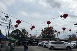Bupati Karimun harap warga jaga kerukunan antar umat saat Imlek dan Ramadhan