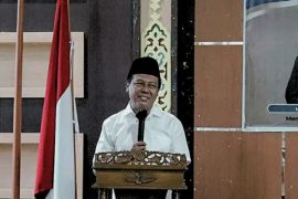 Sumbawa Barat hemat Rp200 Miliar, Pilih saluran terbuka Tiu Suntuk