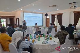 Komisi XII DPR - PT Timah bahas Harga Pokok Minimum Timah