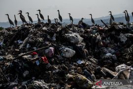 Indonesia boosts waste management to hit 63.4 percent national target