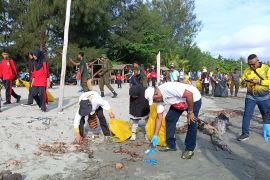 Pemkot Jayapura minta pusat perbelanjaan sediakan tempat sampah
