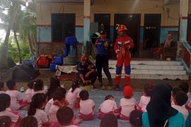 Gulkarmat edukasi mitigasi kebakaran kepada pelajar di Pulau Seribu