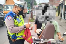 Satlantas Polres Bekasi gagalkan upaya peredaran 23 paket sabu