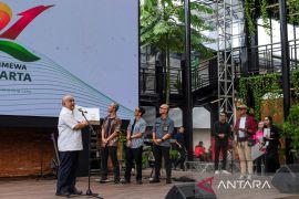 Peluncuran desain logo Hari Jadi DIY Page 3 Small