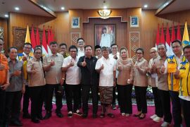 Koster usul pembangunan infrastruktur strategis kepada Komisi V DPR