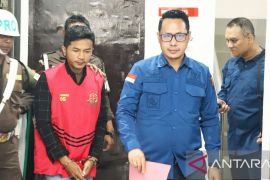 Kejati Maluku tahan pegawai Kejari SBT karena dugaan korupsi