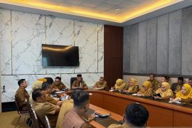 Pemkab wujudkan program gerakan Kabupaten Solok bersih