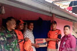 BPBD Muara Enim salurkan bantuan logistik untuk korban longsor di Desa Rami Pasai