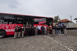 VKTR mendukung transportasi hijau lewat uji coba bus listrik