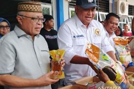 Pemkab Gorontalo dan Bulog gelar gerakan pangan murah