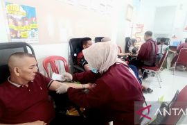 Pengda Kagama Babel-PMI Pangkalpinang kumpulkan 223 kantong darah