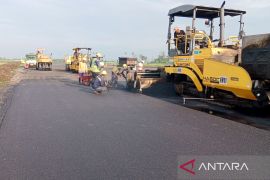 Landasan pacu Bandara Situbondo mulai terbangun