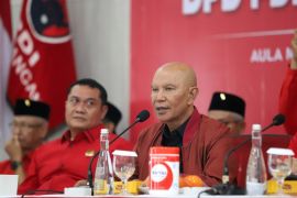 Said Abdullah minta kader PDIP Jatim respons cepat keluhan rakyat