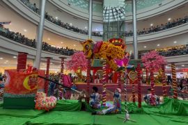 Margocity gelar pertunjukkan Barongsai Baby