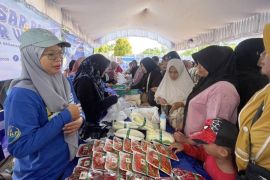 Pemprov Kalsel gelar pasar pasar rakyat ringankan ekonomi warga selama Ramadhan