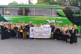 Wakil Ketua DPRD Surabaya tingkatkan suara Golkar lewat ziarah wali